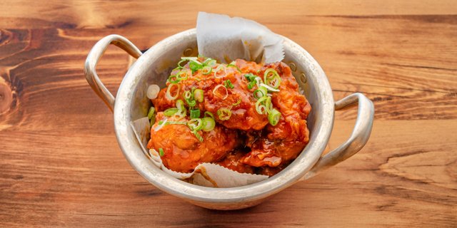 Gochujang Glaze Wings Party Tray