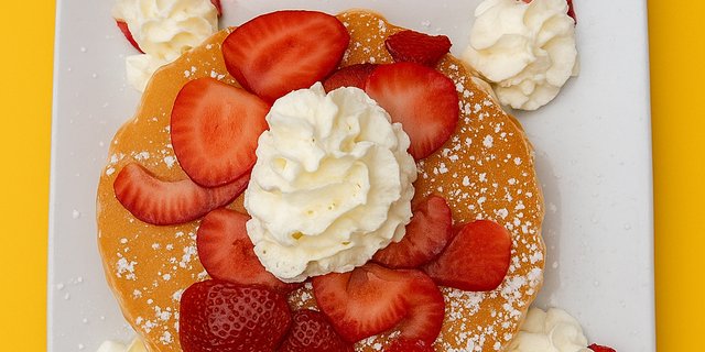 Strawberry Pancakes
