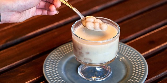 Taro In Condensed Coconut Milk