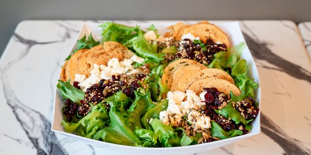 Bakey Signature Salad