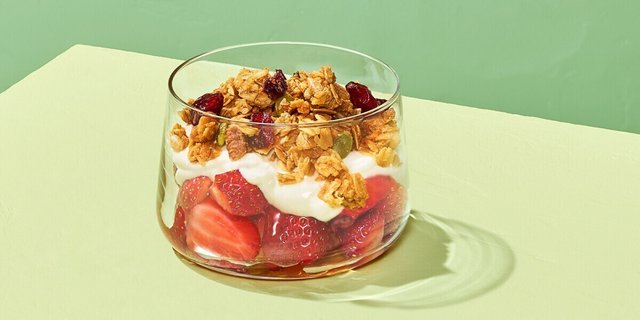 Greek Yogurt With Berries Parfait