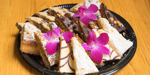Deluxe Dessert Tray