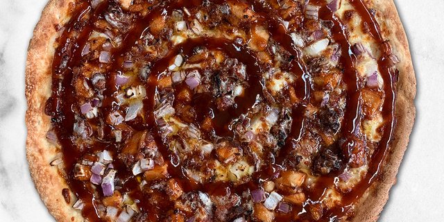 Gluten-Free BBQ Chicken Pizza