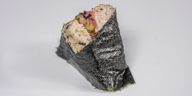 Koji Tuna Poke Onigilly