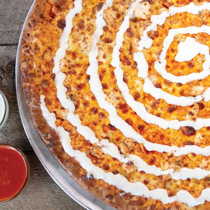 14" Buffalo Heat Pizza