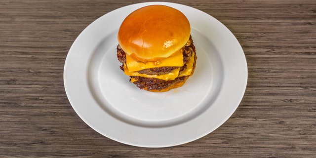 Signature Burger 3