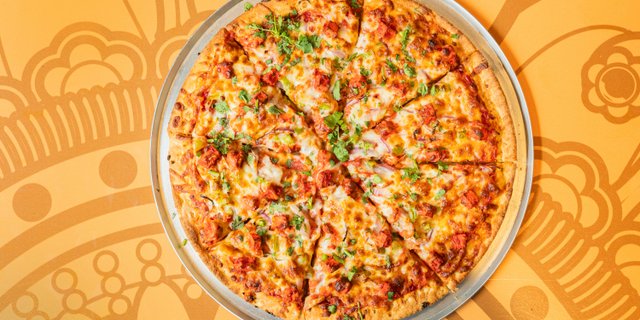 Tandoori Paneer Pizza