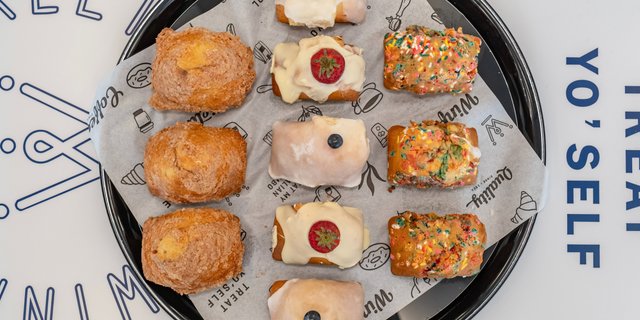 Loaf Cake Platter