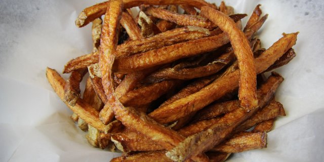 House Cut Fries w/ Sea Salt