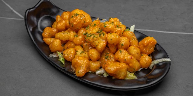 Mango Cauliflower Tray