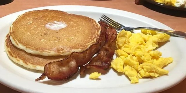 222 Breakfast