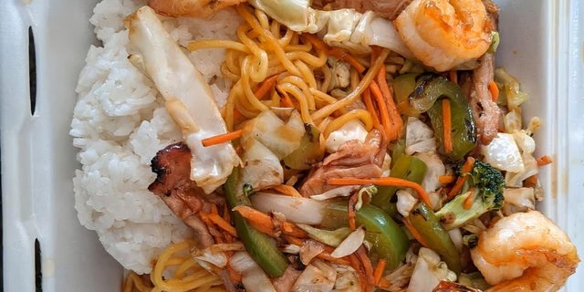 Shrimp Yakisoba