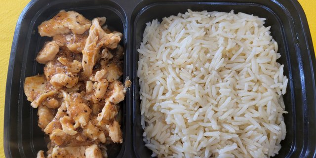 Chicken In “Borsos Tokany” Style W/ Rice