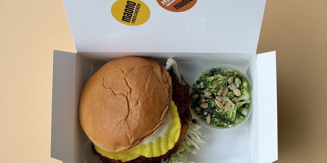 Fried Chicken Sandwich Box