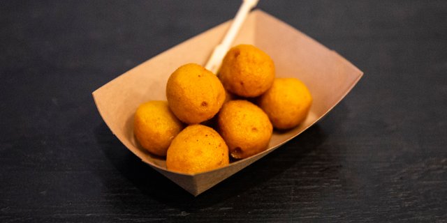 Hong Kong-Style Curry Fish Ball