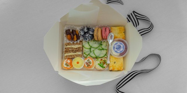 Gluten-Free Afternoon Tea Box