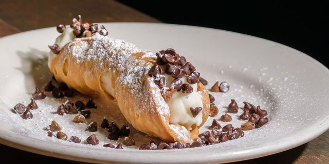 Cannoli Tray