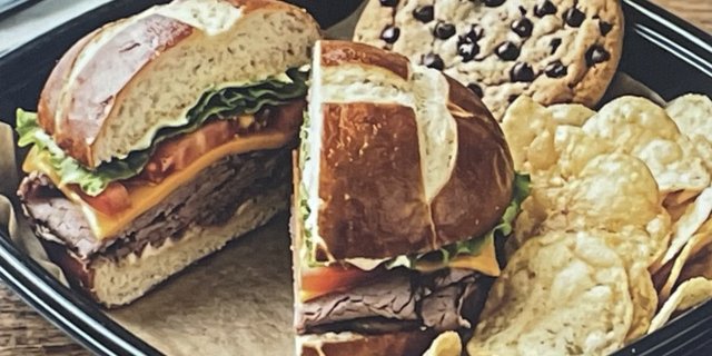 Beef & Cheddar Pretzel Sandwich