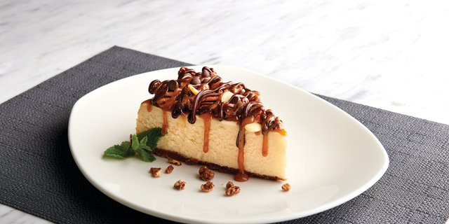 Pecan Turtle Cheesecake