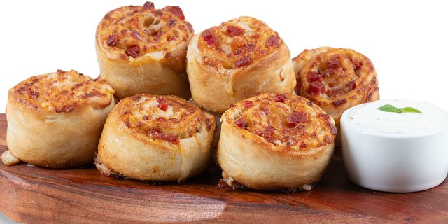 Cheezee Pepperoni Rolls
