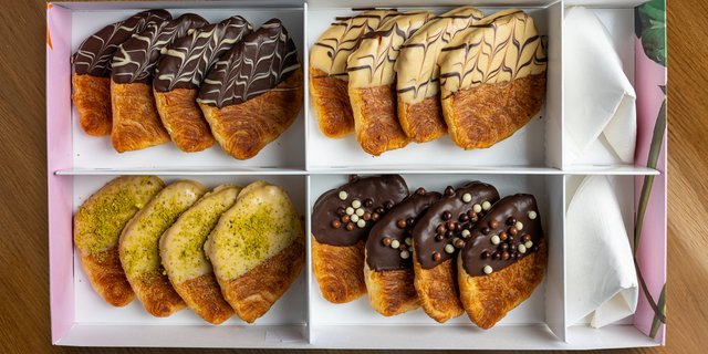Mini Flat Croissant Tray