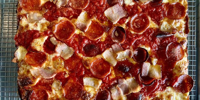 Hot Honey Detroit Pizza