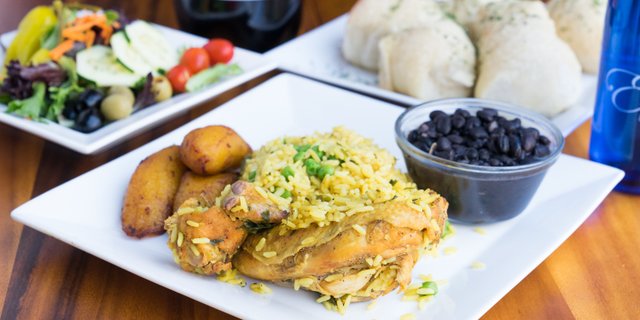 Arroz con Pollo