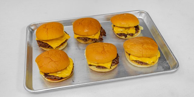 Classic Cheeseburger Platter