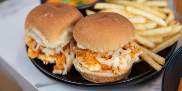 Butter Chicken Slider