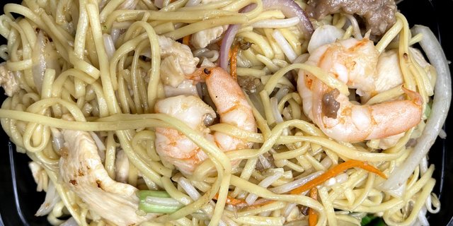 Combination Lo Mein