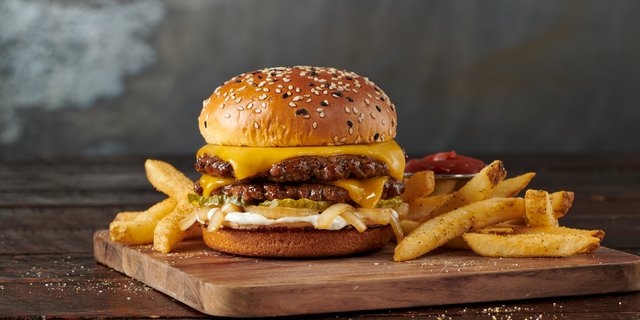 Double Smashed Cheeseburger or Burger w/ Cheese 4-Pack