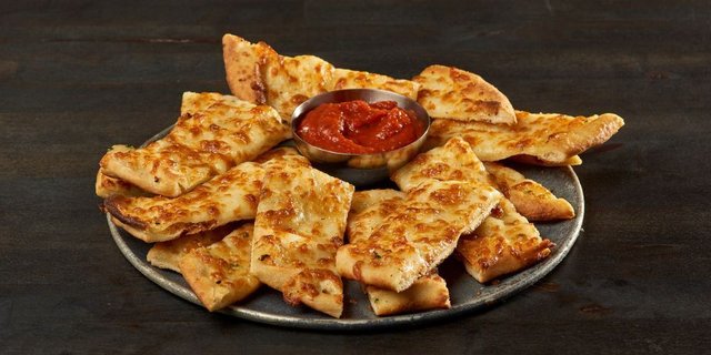Cheesy Garlic Naan Bites