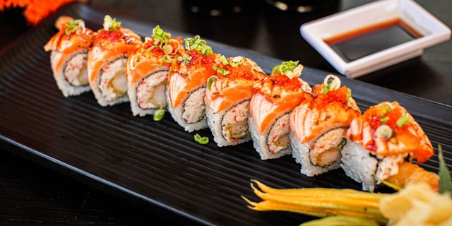 Orenji Dragon Roll