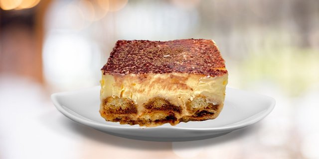 Tiramisu Cake
