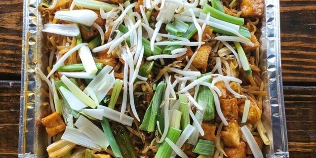 Pad Thai Tray