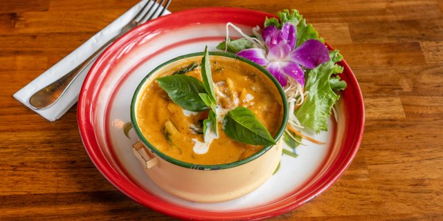 Red Curry Entree