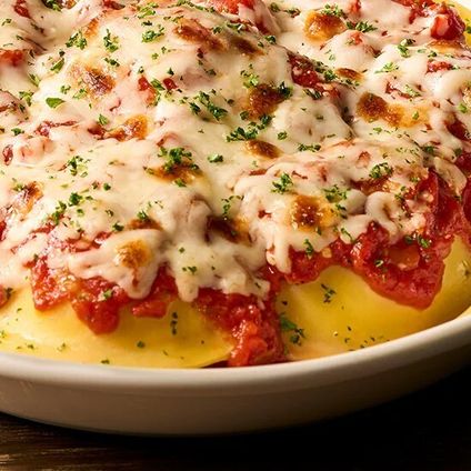 Cheese Ravioli w/ Meat Sauce