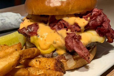 Brett’s Beef & Cheese Super Hero