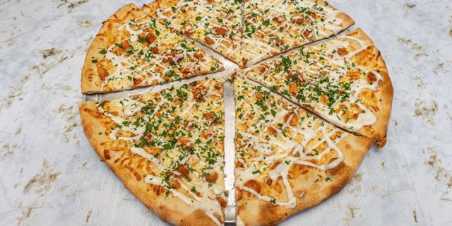 Blue Buffalo Pizza