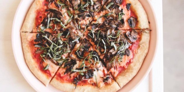 10" Mushroom Pizza