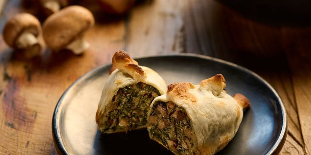 Mushroom & Spinach Empanadas