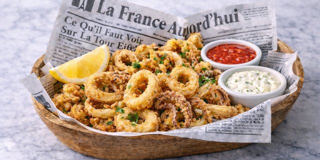 Crispy Fried Calamari