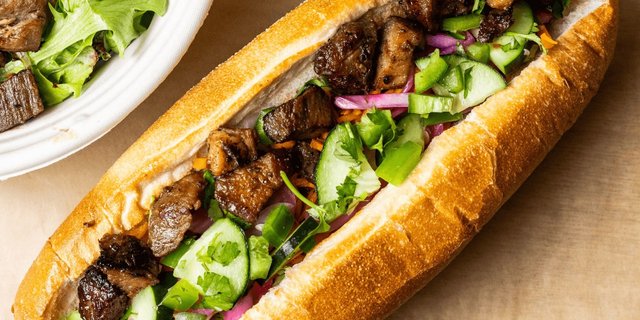 Grilled Steak Banh Mi Sandwich Combo