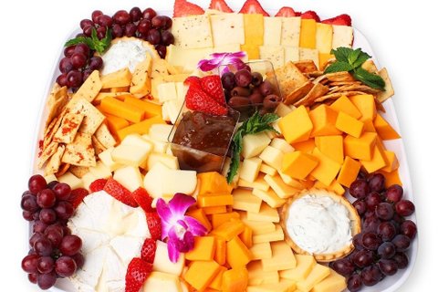 Gourmet Cheese Platter W/ Crackers
