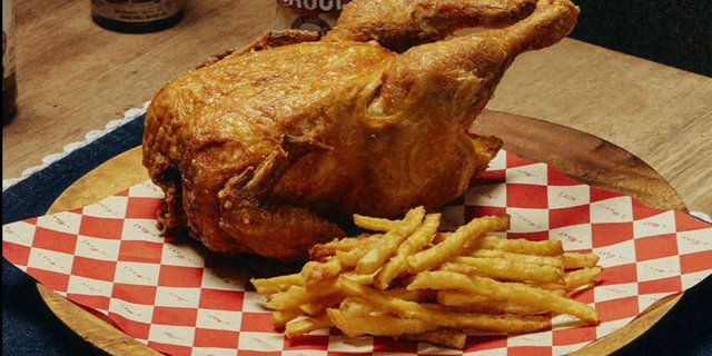 Max's Famous Filipino Fried Chicken Tray