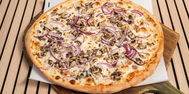 Ranch Chicken Pizza