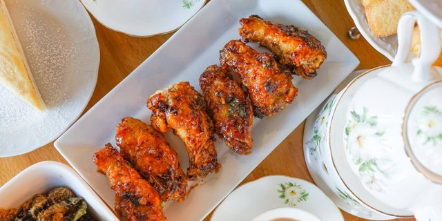 Sticky Fish Sauce Wings