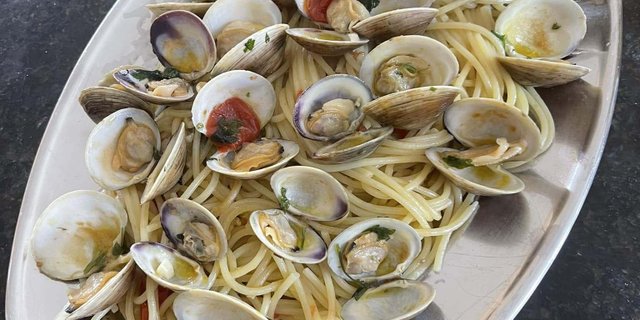 White Clam Pasta