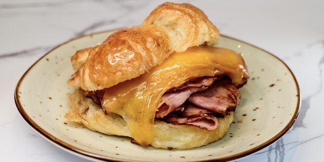 Ham & Cheese Croissant