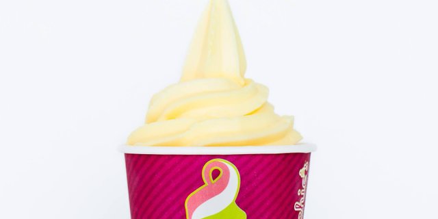 Pineapple Sorbet Frozen Yogurt